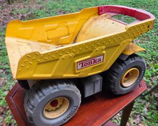#178	Tonka Metal Dump Truck	 $20.00 