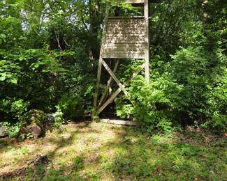 #185	Wood Deer Stand w/metal Roof  You Move - approx 14' Tall	 $100.00 