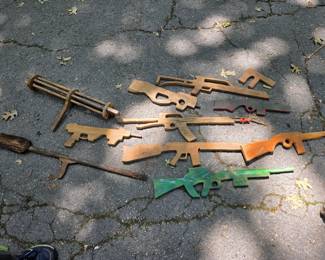 #321	DIY wooden toy gun arsenal 12 guns	 $24.00 