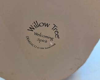 #80	Willow Tree Angel Welcoming Spirit - 15.5" Tall	 $25.00 