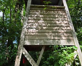 #185	Wood Deer Stand w/metal Roof  You Move - approx 14' Tall	 $100.00 