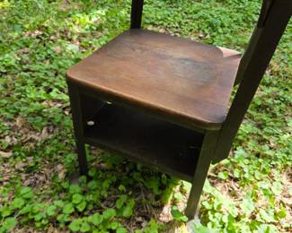 #166	Metal/Wood Childs School Desk - 22x26x26	 $30.00 
