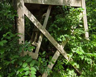 #185	Wood Deer Stand w/metal Roof  You Move - approx 14' Tall	 $100.00 