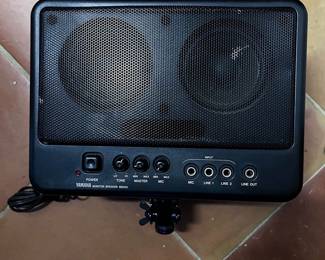 AUDIO  Yamaha Monitor