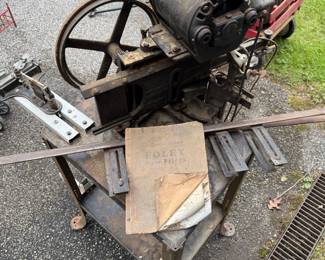 1918 saw sharpener