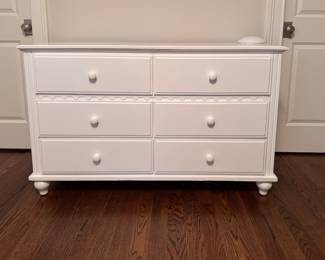 Six drawer white dresser