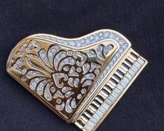 Swarovski pin