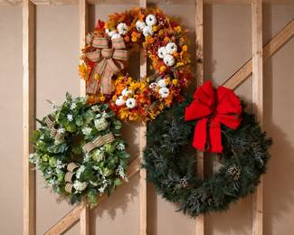 A nice selection of seasonal wreaths (and there's more)
