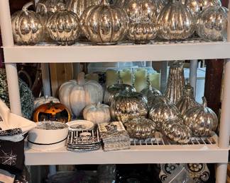 Halloween & fall decor