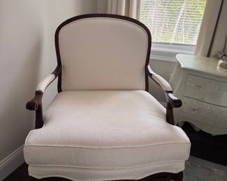 Ethan Allen Bergere arm chair in cream