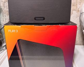 Two SONOS Play 3 speakers