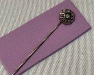 White gold stick pin w/mined diamond