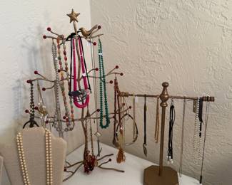 Fashion necklaces