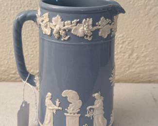 Wedgewood creamer