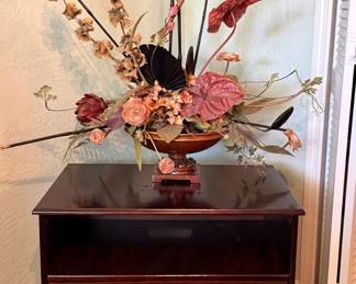 Queen Anne style nightstand or end table
