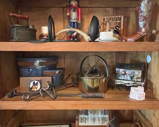 Collection of Western and Americana Decor Items