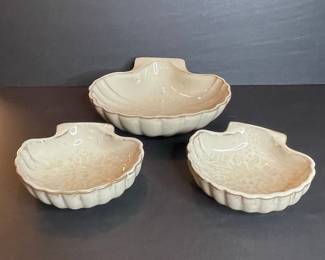 Scallop Shell Shaped Serving Dishes