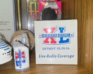 Super Bowl XL "Live Audio Coverage" Box with Earbuds