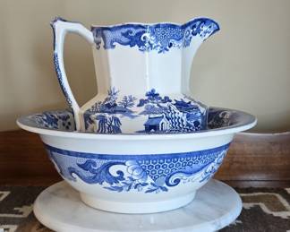 Blue Willow Pattern Pitcher and Bowl Set