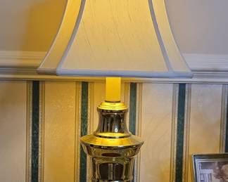 Stiffel Brass Pineapple Finial Table Lamp