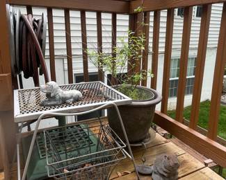 Outdoor Decor