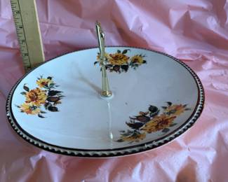 Tidbit Tray