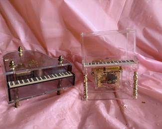 2 Piano Music Boxes $12.00