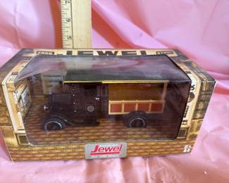 Jewel Tootsie Toy Diecast $5.00