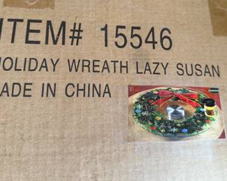 Holiday Wreath Lazy Susan 