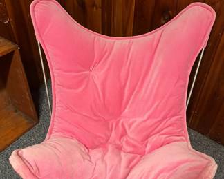 Pottery barn chair $25