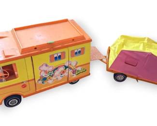 1971 Barbie Country Camper w Accessories