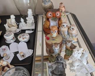 Extensive owl collection.  Small china boxes & thimbles.