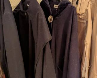 Coats, Capes & Raincoats sizes L/XL