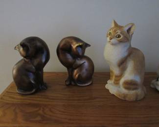 Lovely cat statues
