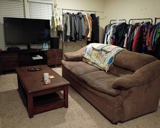 Sofa & Table