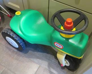 Little Tikes ride on tractor