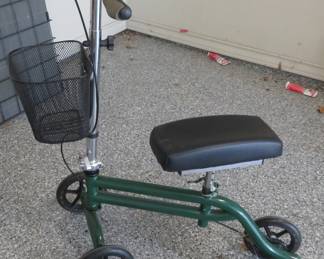 Knee scooter
