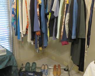 Women's clothes - client is petite, so small sizes