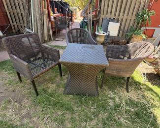 outdoor furniture 