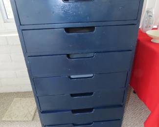 6 drawer tall drawers.