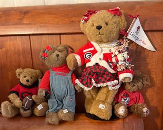Georgia and coke a cola bears