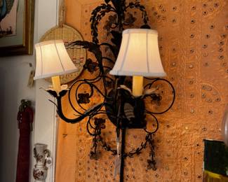 Currey & Co. lighting 