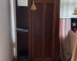 ANTIQUE ARTS & CRAFTS STYLE  ARMOIRE WITH UMBRELLA STAND,  RUG