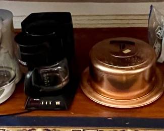 COFFEE POTS, CAKE KEEPER