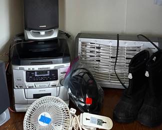 STEREO AND SPEAKERS