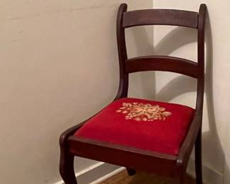 ACCENT CHAIR WITH NEEDLEPOINT SEAT
