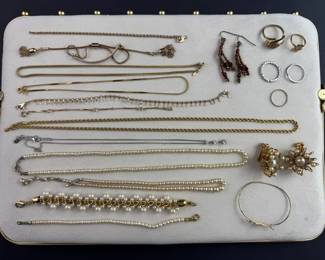 Gold Tone  Faux Pearl Costume Jewelry Lot w American Showcase Necklaces
