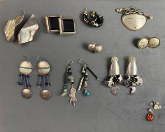 Sterling Silver 925 Artisan Jewelry Lot Earrings Brooch Pendant 110.21g