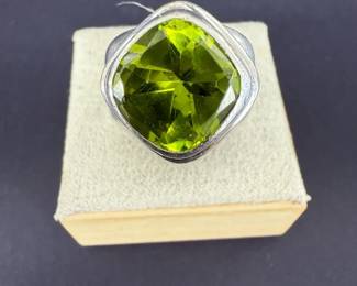 Sterling Silver Ring with Peridot Stone  14.44g