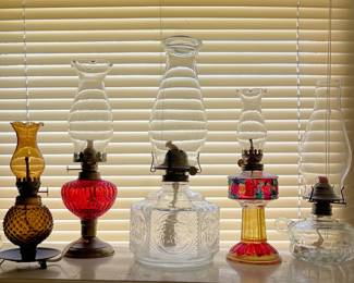 AMBER HOBNAIL OIL LAMP, RED GLASS OIL LAMP, STAINED GLASS STYLE OIL LAMP